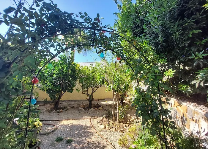 Chalet Los Almendros Con Piscina Privada