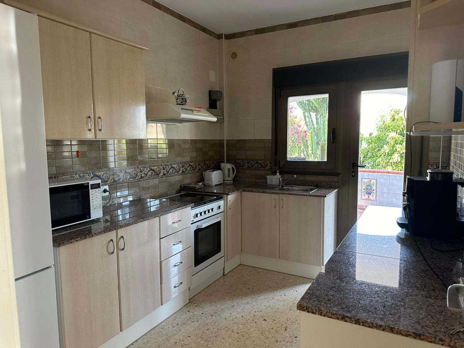 Almendros Con Piscina Privada Holiday home