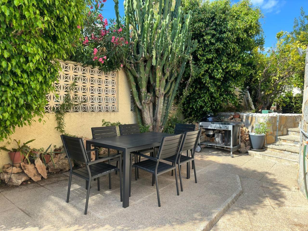 Almendros Con Piscina Privada Holiday home