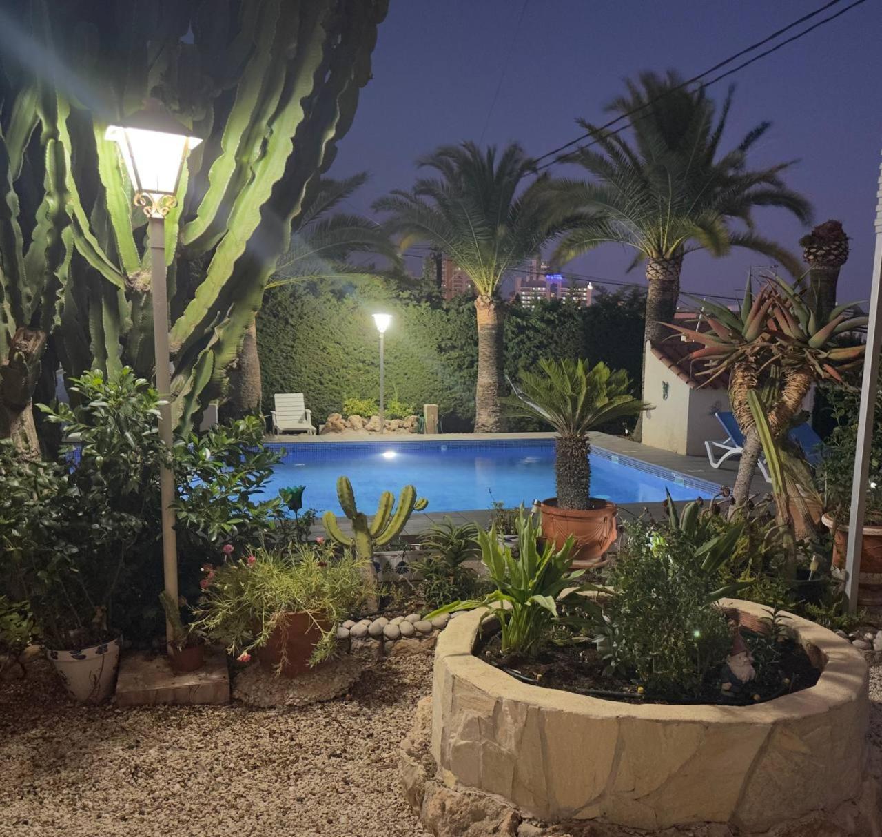 Almendros Con Piscina Privada