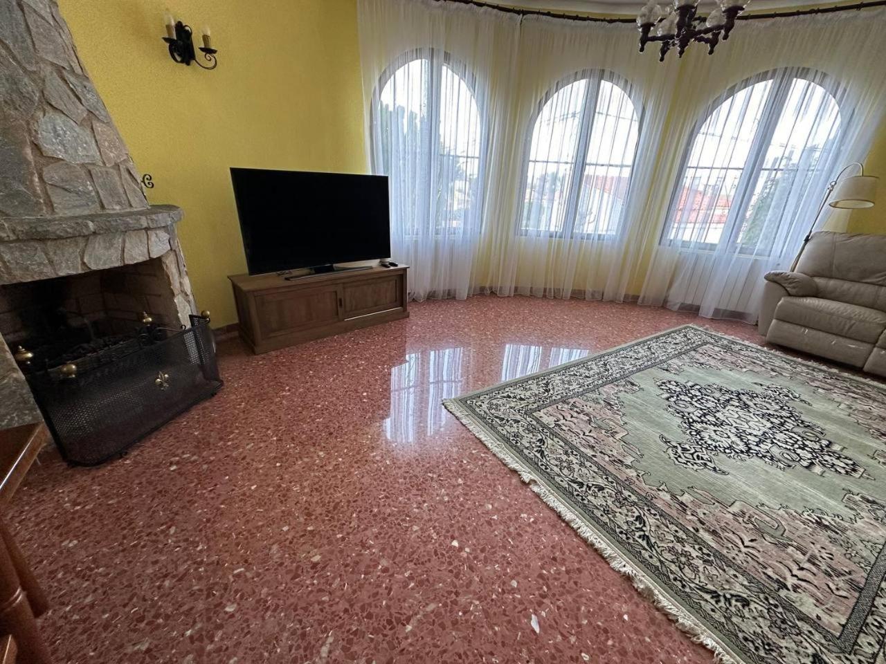Almendros Con Piscina Privada * Calpe